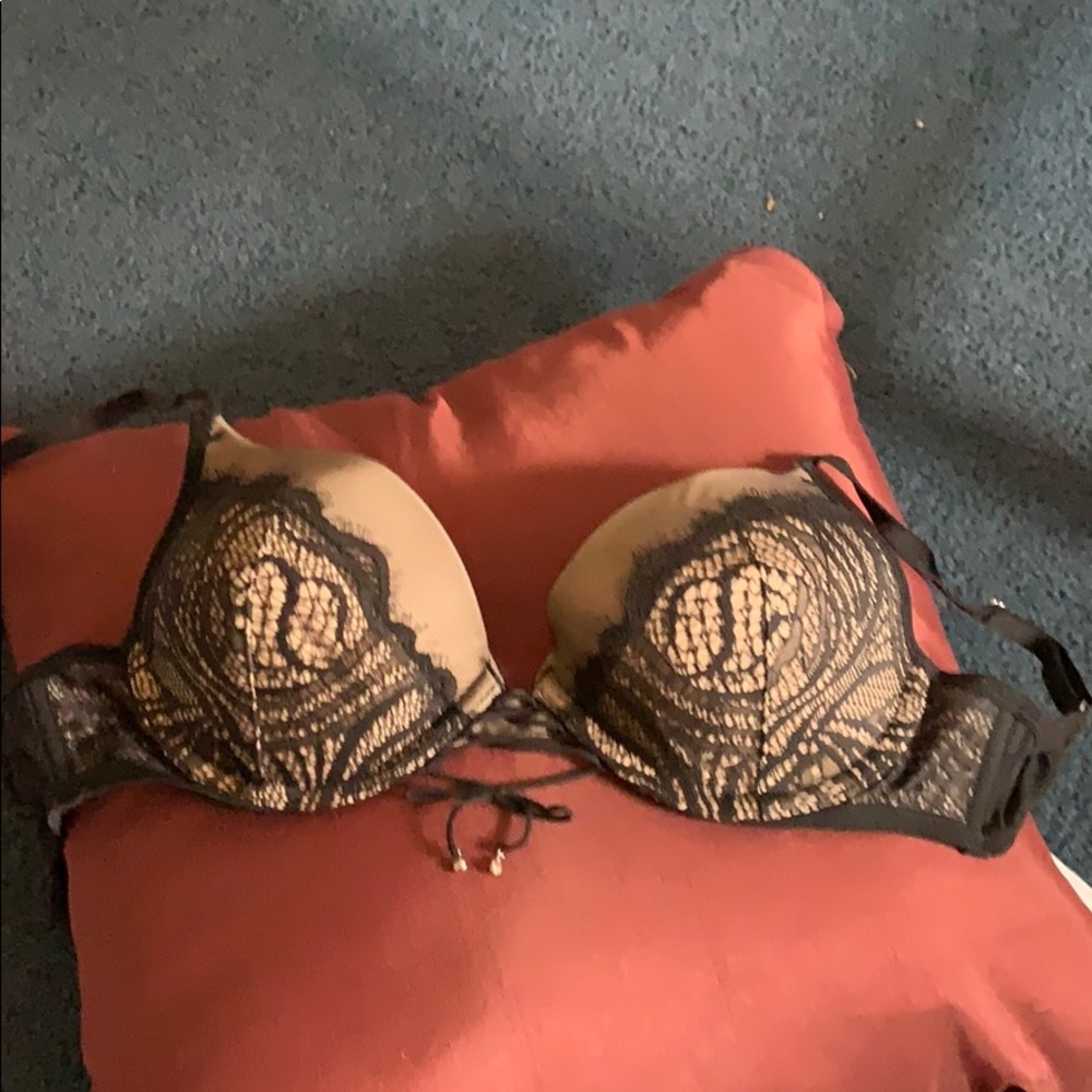 Victoria’s Secret bra